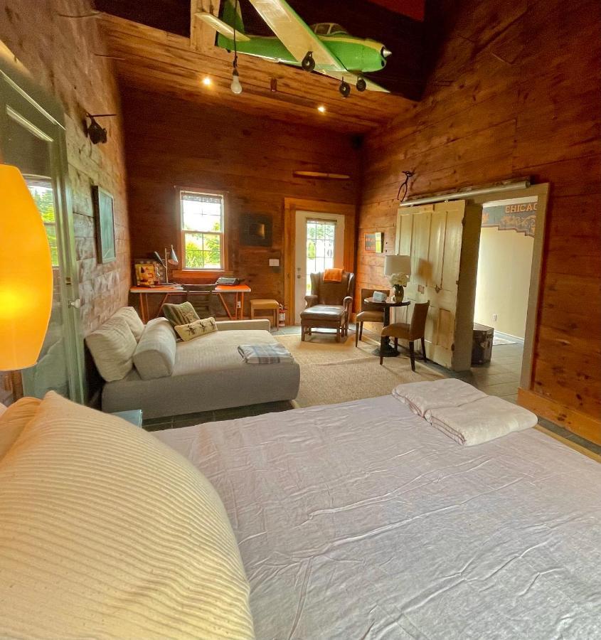 The Eddie Hotel And Farm Bloomfield 外观 照片